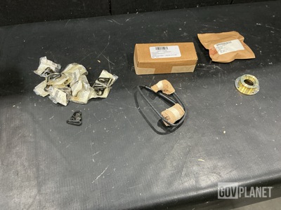(2) Seal Retainers, (2) Connector Switches, (396) Hook Snaps & Assorted Items