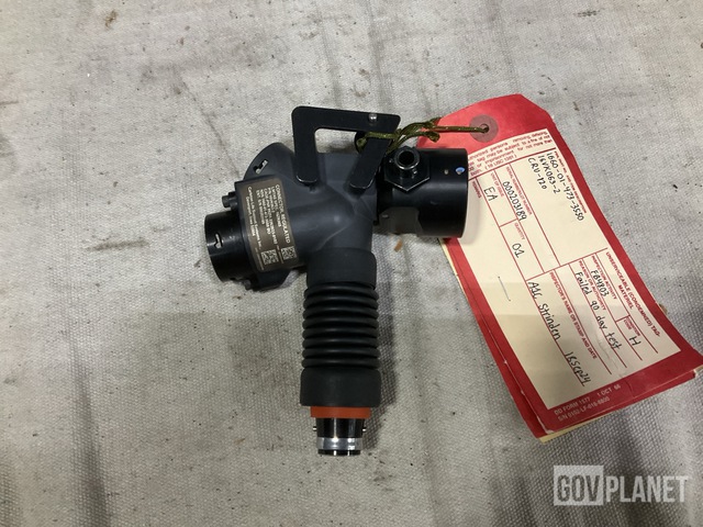 Carleton Life Support Systems 3262033-0102 Continuous Flow Oxygen Regulator