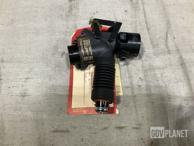 Carleton Life Support Systems 3262033-0102 Continuous Flow Oxygen Regulator