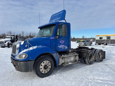 2007 Freightliner Columbia 120 6x4 T/A Day Cab Truck Tractor