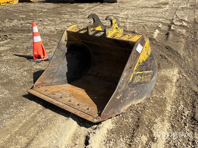 48 in Q/C Cleanup Bucket - Fits John Deere 75/85G