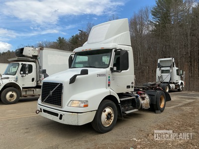 2016 Volvo VNM42T 4x2 S/A Day Cab Truck Tractor