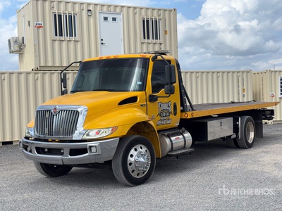 2020 International MV607 4x2 Portavheiculos