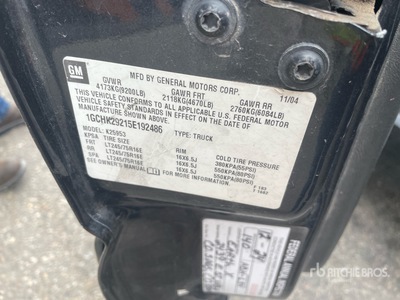 2005 Chevrolet Silverado 2500HD 4x4 Extended Cab Pickup