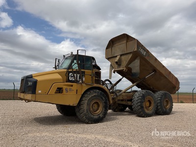 2013 Cat 740B Articulated Dump Truck