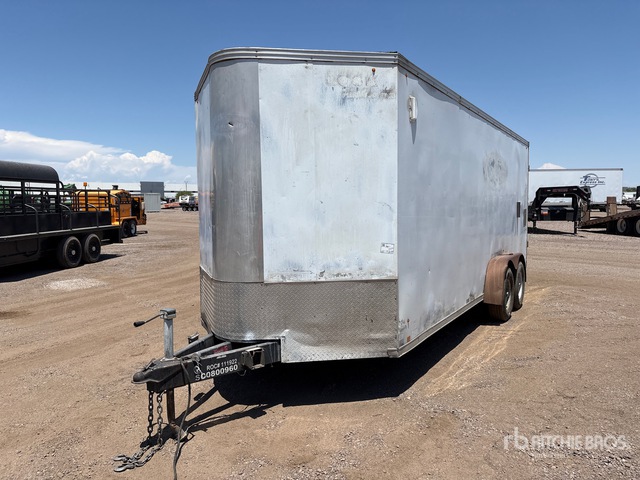 2015 Look 22 ft T/A Enclosed Trailer