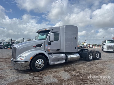 2015 Peterbilt 579 6x4 T/A Slaapcabine Trekker