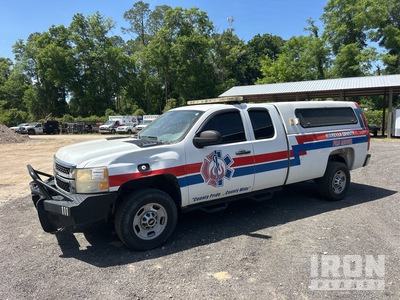 2011 Chevrolet Silverado 2500 4x4 Extended Cab Pickup