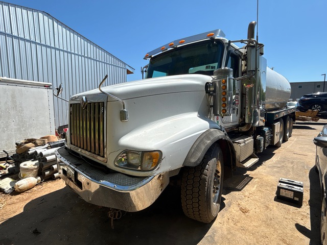 2009 NVE on 2009 International 5900I 8x4 Vacuum Tanker Truck 2009 NVE on 2009 International 5900I 8x4 Vacuum Tanker Truck