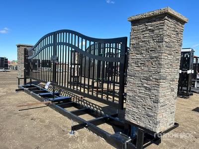 Bulldog Industries 24 ft x 7 ft 5 in Bi-Parting Brama wjazdowa (Unused)