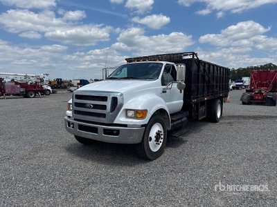 2011 Ford F-750 4x2 S/A Dump Truck