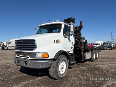Hiab 215-5 Knuckle Boom on 2004 Sterling L9500 6x4 Boom Truck