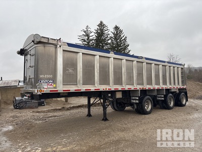 2023 Custom 36 Tri/A Remorque à benne basculante arrière