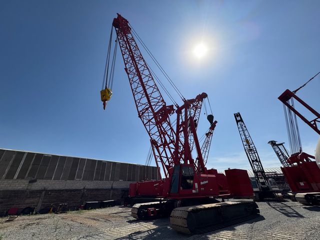 1998 Manitowoc 777 175 ton Lattice-Boom Crawler Crane 1998 Manitowoc 777 175 ton Lattice-Boom Crawler Crane