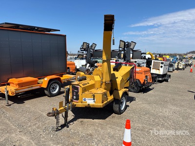 2017 Wallenstein BXT6438F Tow-Behind Wood Chipper