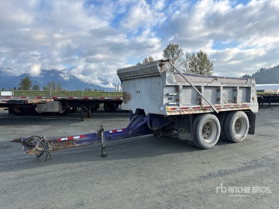 2008 K-Line 14 ft T/A Mini-remorque à benne