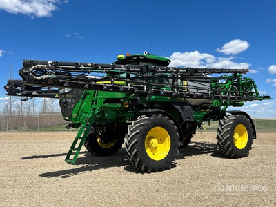 2019 John Deere R4044 133 ft 4x4 High Clearance Self-Propelled Sprayer