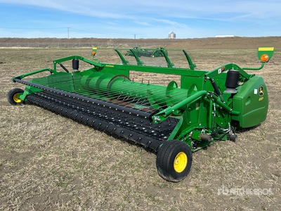 2019 John Deere 615P 15 ft Combine Pickup Header
