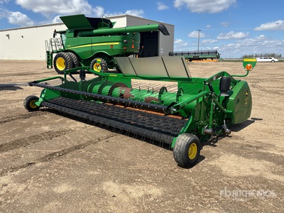 2018 John Deere 615P 15 ft Moissonneuse-batteuse Pickup Header