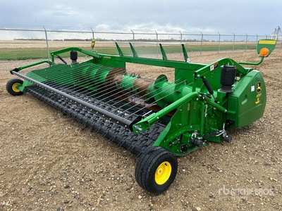 2018 John Deere 615P 15 ft Testata pickup per mietitrebbia