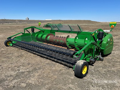 2015 John Deere 615P 15 ft Combine Pickup Header