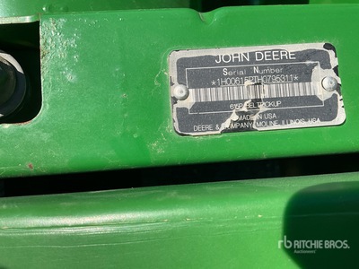 2017 John Deere 615P 15 ft Combine Pickup Header