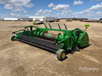 2015 John Deere 615P 15 ft Moissonneuse-batteuse Pickup Header