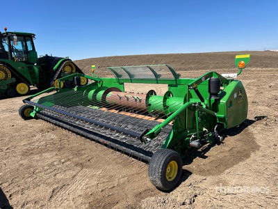 2015 John Deere 615P 15 ft Combine Pickup Header
