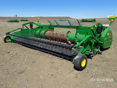 2015 John Deere 615P 15 ft Combine Pickup Header