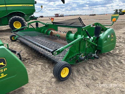 2014 John Deere 615P 15 ft Combine Pickup Header