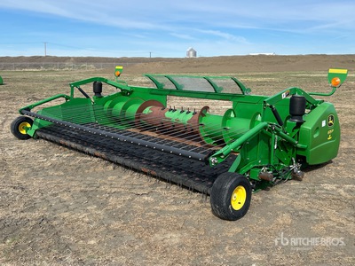 2014 John Deere 615P 15 ft Combine Pickup Header