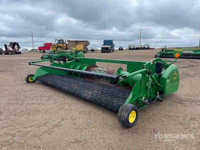 2012 John Deere 615P 15 ft Combine Pickup Header