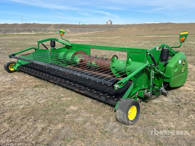 2012 John Deere 615P 15 ft Combine Pickup Header