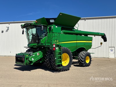 2013 John Deere S690 Moissonneuse-batteuse
