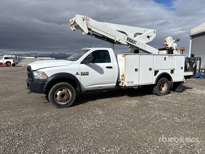 2017 Versalift VST-47I 47 ft on 2017 Ram 5500 4x4 Camion Nacelle