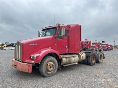 2008 Kenworth T800 6x4 T/A Sleeper Truck Tractor