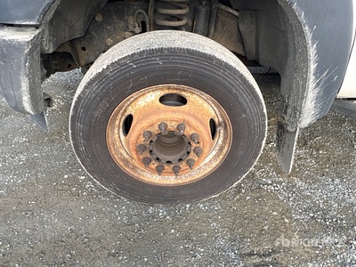 2015 Ford F-550 XL 14 ft Fibre Splicing Furgonetka