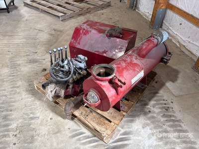 Quantity of Vacuum Truck Parts Divers - Pièces détachées pour camions