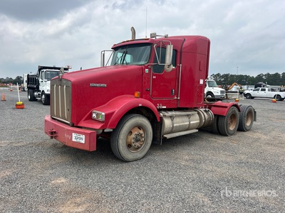 2014 Kenworth T800 6x4 T/A Sleeper Truck Tractor