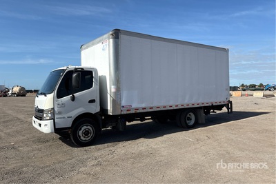 2020 Hino 195 4x2 Van Truck