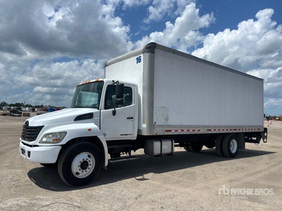 2010 Hino 268 4x2 Kastenwägen