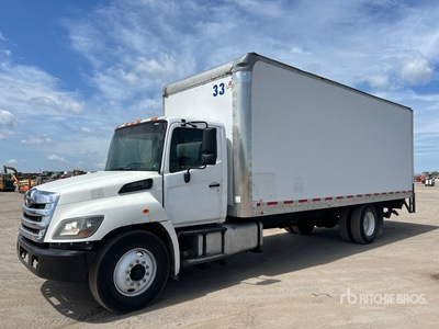 2014 Hino 268 4x2 Gesloten vrachtwagen