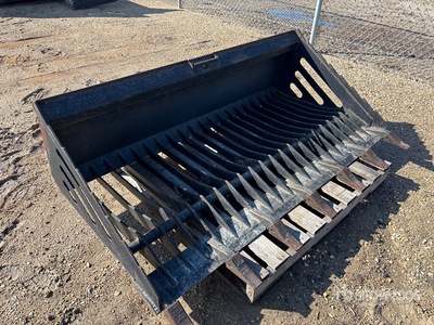 72 in Skeleton Skid Steer Bucket (Unused)