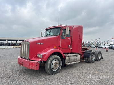 2013 Kenworth T800 6x4 T/A Sleeper Truck Tractor