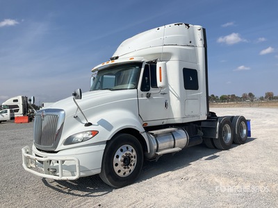 2013 International ProStar 6x4 Tractocamion con Dormitorio / T/A Sleeper Truck Tractor