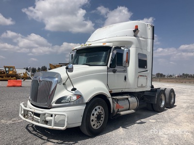 2013 International ProStar 6x4 Tractocamion con Dormitorio / T/A Sleeper Truck Tractor