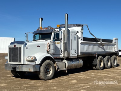 2013 Peterbilt 367 8x6 Sleeper Autocarro ribaltabile 3 assi