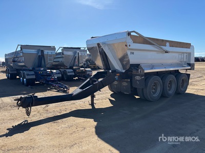 2016 Cross Country 17 ft Tri/A Remolque volcador con acoplado