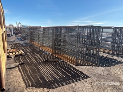 Quantity of (10) 24 ft Steel Panneau pour bétail (Unused)
