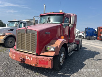 2012 Kenworth T800 6x4 3- Achs Sattelzugmaschine mit Schlafkabine